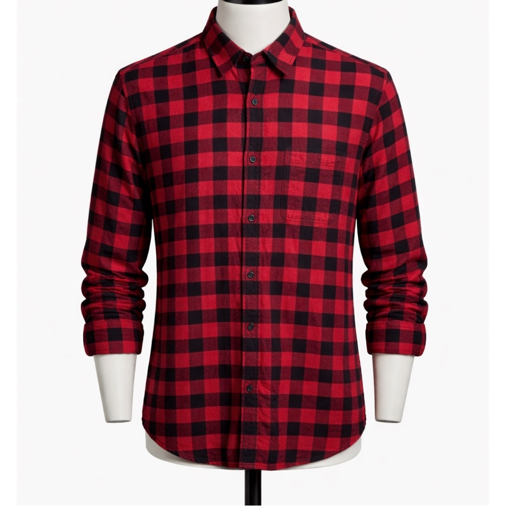 Uniqlo Red and Black Men’s Flannel Plaid Shirt